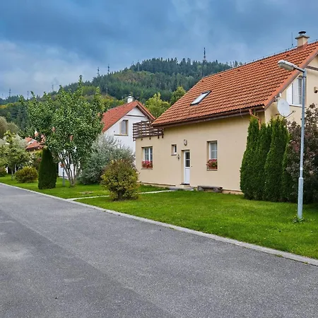 Villy Vlasky Villa Bešeňová