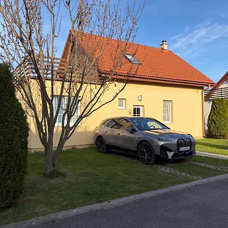 Villa Villy Vlasky Bešeňová